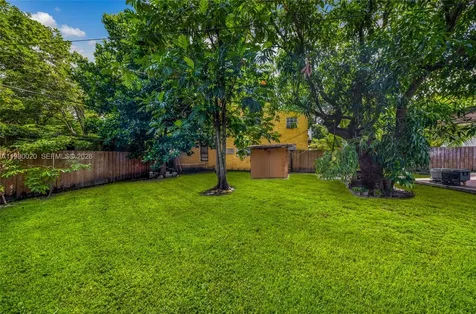 287 NW 31st Street Miami FL 33127