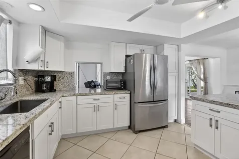 11501 NW 15th Street Pembroke Pines FL 33026