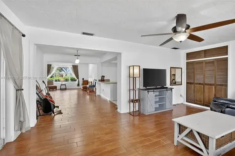 11501 NW 15th Street Pembroke Pines FL 33026