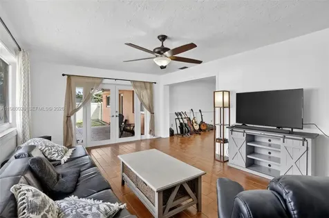 11501 NW 15th Street Pembroke Pines FL 33026