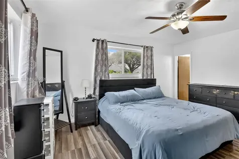 11501 NW 15th Street Pembroke Pines FL 33026
