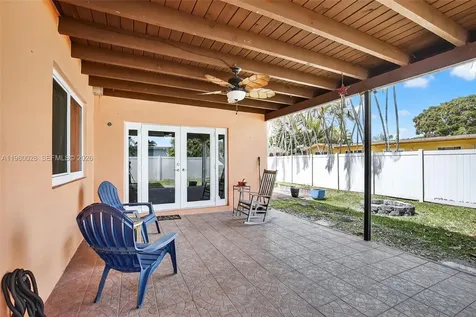11501 NW 15th Street Pembroke Pines FL 33026
