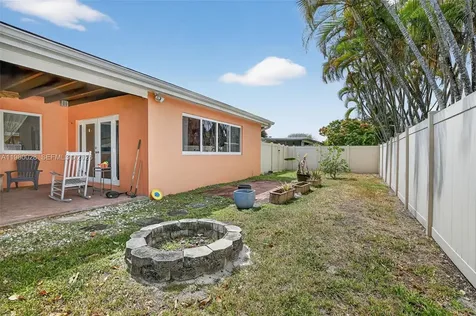 11501 NW 15th Street Pembroke Pines FL 33026