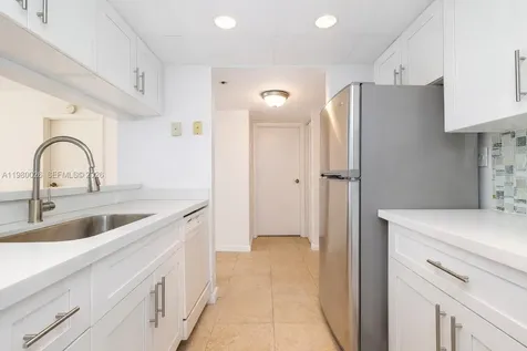 7601 E Treasure Drive North Bay Village FL 33141