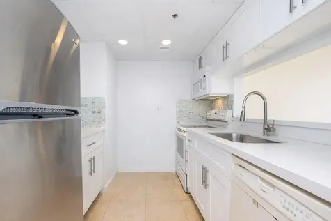 7601 E Treasure Drive North Bay Village FL 33141