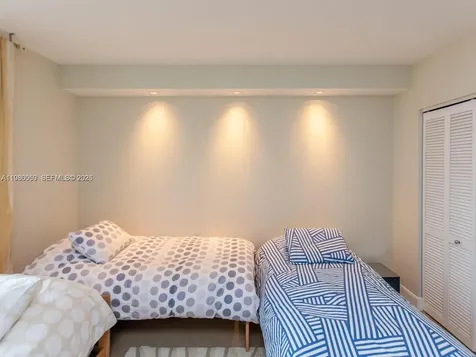 848 Brickell Key Drive Miami FL 33131