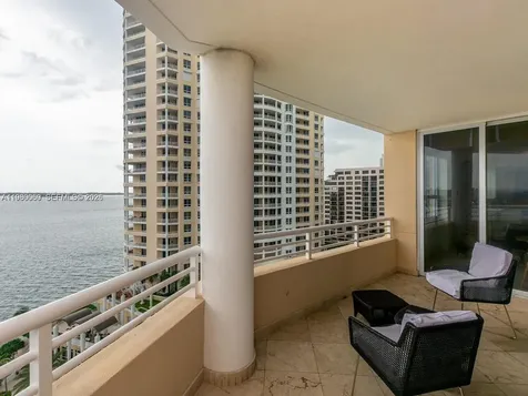 848 Brickell Key Drive Miami FL 33131