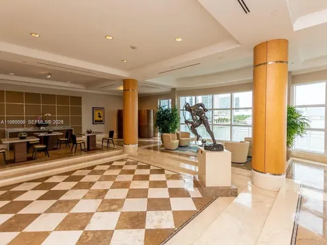 848 Brickell Key Drive Miami FL 33131