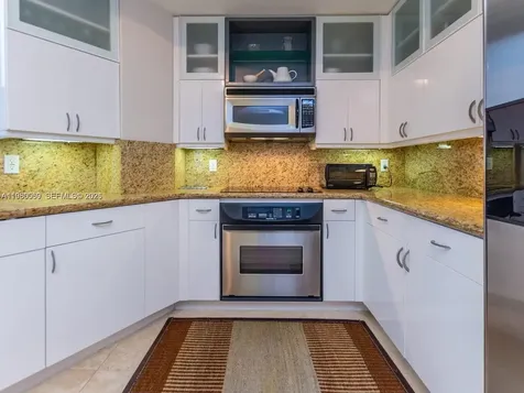 848 Brickell Key Drive Miami FL 33131