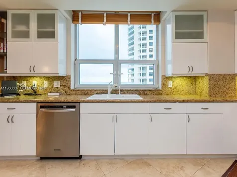 848 Brickell Key Drive Miami FL 33131