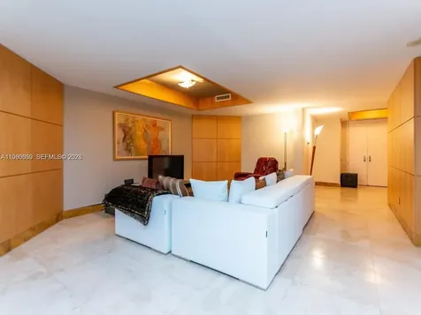 848 Brickell Key Drive Miami FL 33131