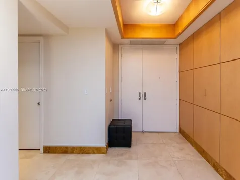 848 Brickell Key Drive Miami FL 33131