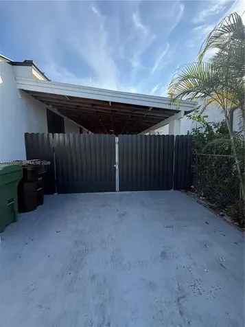 120 E 44th Street Hialeah FL 33013