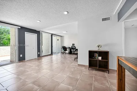 9133 Fontainebleau Boulevard Miami FL 33172