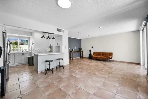 9133 Fontainebleau Boulevard Miami FL 33172