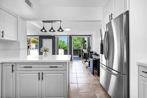 9133 Fontainebleau Boulevard Miami FL 33172