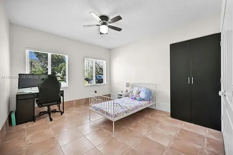 9133 Fontainebleau Boulevard Miami FL 33172