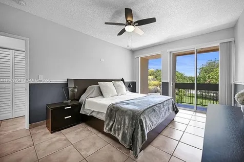 9133 Fontainebleau Boulevard Miami FL 33172