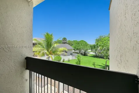 9133 Fontainebleau Boulevard Miami FL 33172