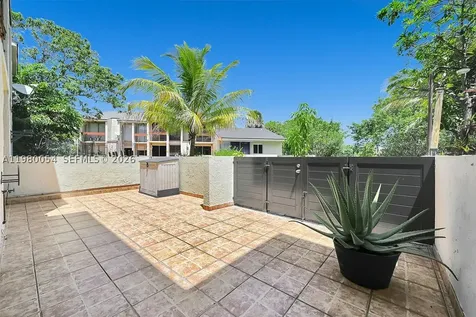 9133 Fontainebleau Boulevard Miami FL 33172
