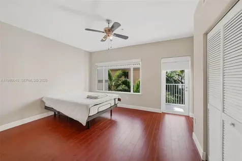 2729 NE 184th Lane Aventura FL 33160