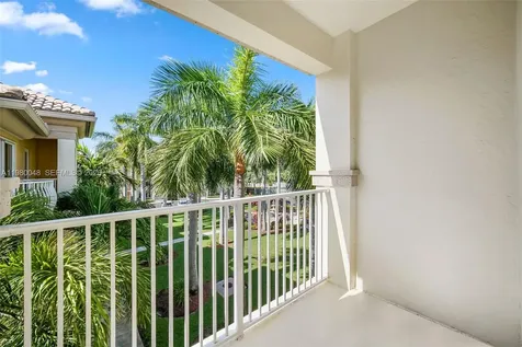 2729 NE 184th Lane Aventura FL 33160