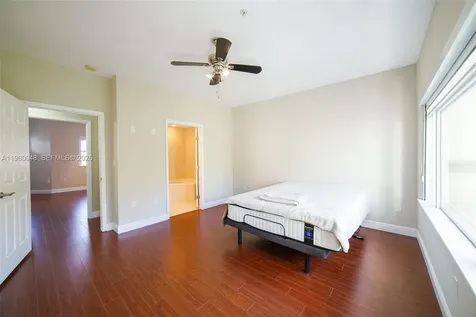 2729 NE 184th Lane Aventura FL 33160