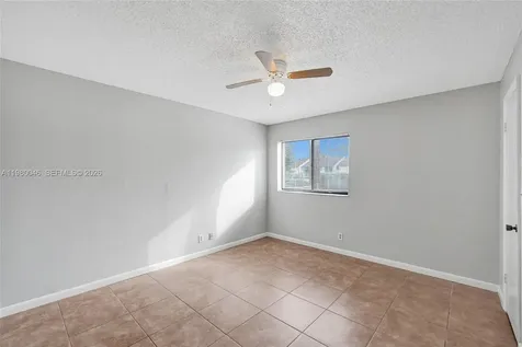 2846 S University Drive Davie FL 33328