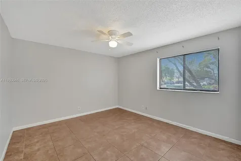 2846 S University Drive Davie FL 33328
