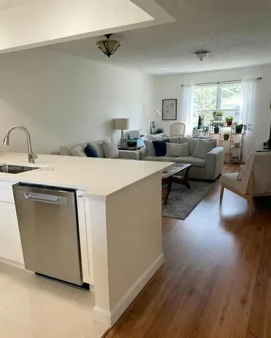 100 Ashbury Road Hollywood FL 33024