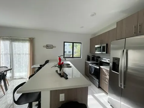302 NW 11th Court Florida City FL 33034