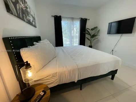 302 NW 11th Court Florida City FL 33034