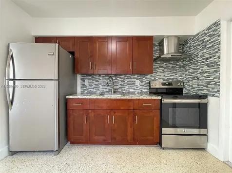 514 NE 4th Avenue Hallandale Beach FL 33009
