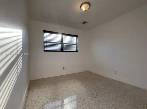 514 NE 4th Avenue Hallandale Beach FL 33009