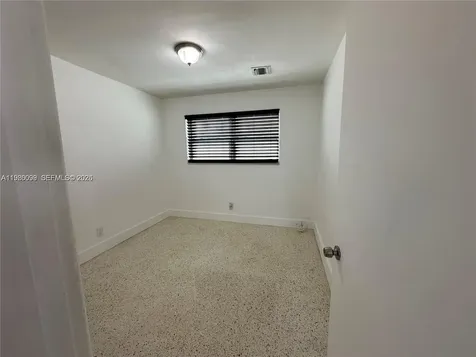 514 NE 4th Avenue Hallandale Beach FL 33009