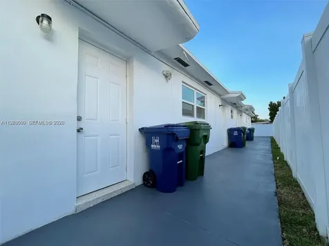514 NE 4th Avenue Hallandale Beach FL 33009