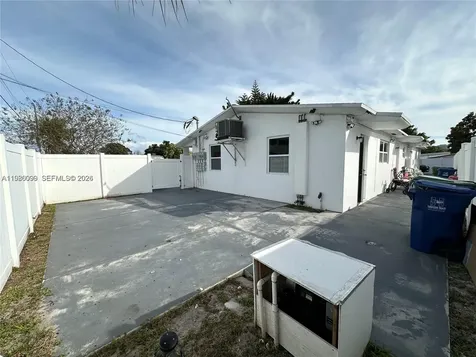 514 NE 4th Avenue Hallandale Beach FL 33009