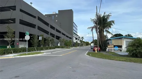 514 NE 4th Avenue Hallandale Beach FL 33009