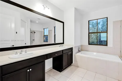 9881 W 34th Avenue Hialeah FL 33018