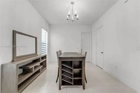 9881 W 34th Avenue Hialeah FL 33018