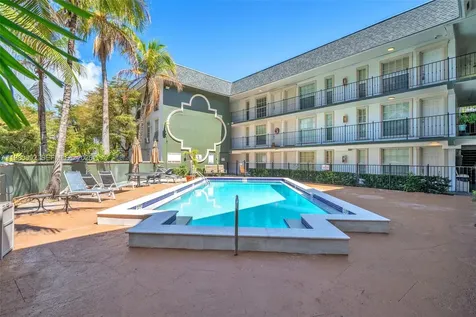 3245 Virginia Street Miami FL 33133