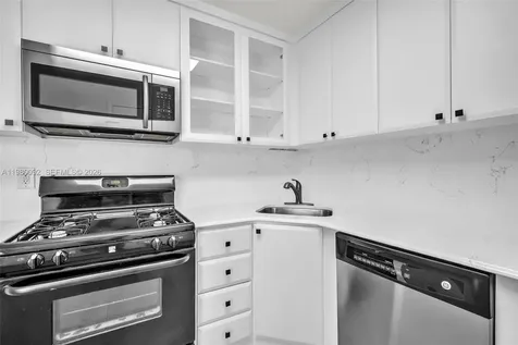 3245 Virginia Street Miami FL 33133