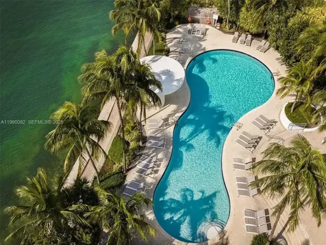 1330 West Avenue Miami Beach FL 33139
