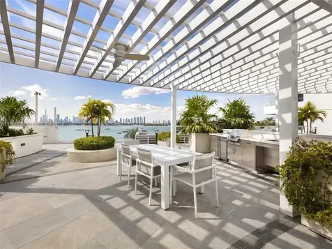1330 West Avenue Miami Beach FL 33139