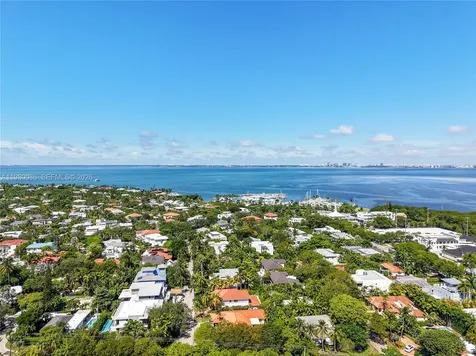 151 Crandon Boulevard Key Biscayne FL 33149
