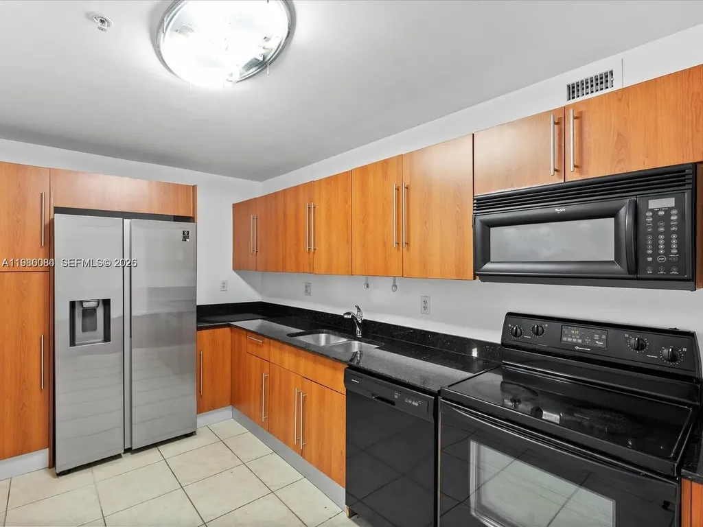 3000 S Ocean Drive Hollywood FL 33019