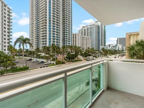 3000 S Ocean Drive Hollywood FL 33019