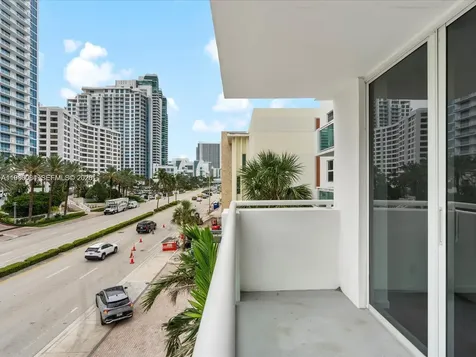 3000 S Ocean Drive Hollywood FL 33019