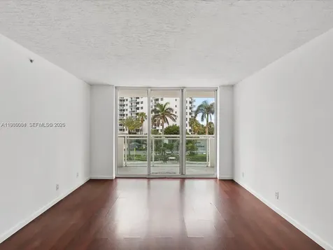 3000 S Ocean Drive Hollywood FL 33019