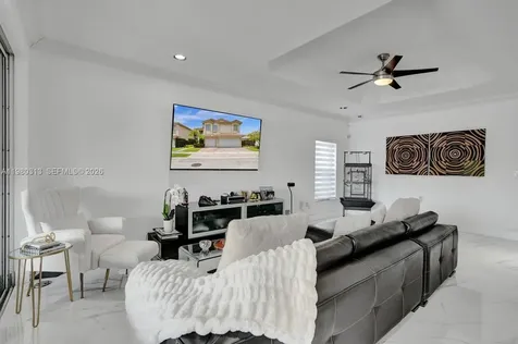 11008 NW 73rd Street Doral FL 33178